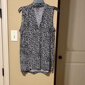 Vince Camuto Black and White Patterned Blouse